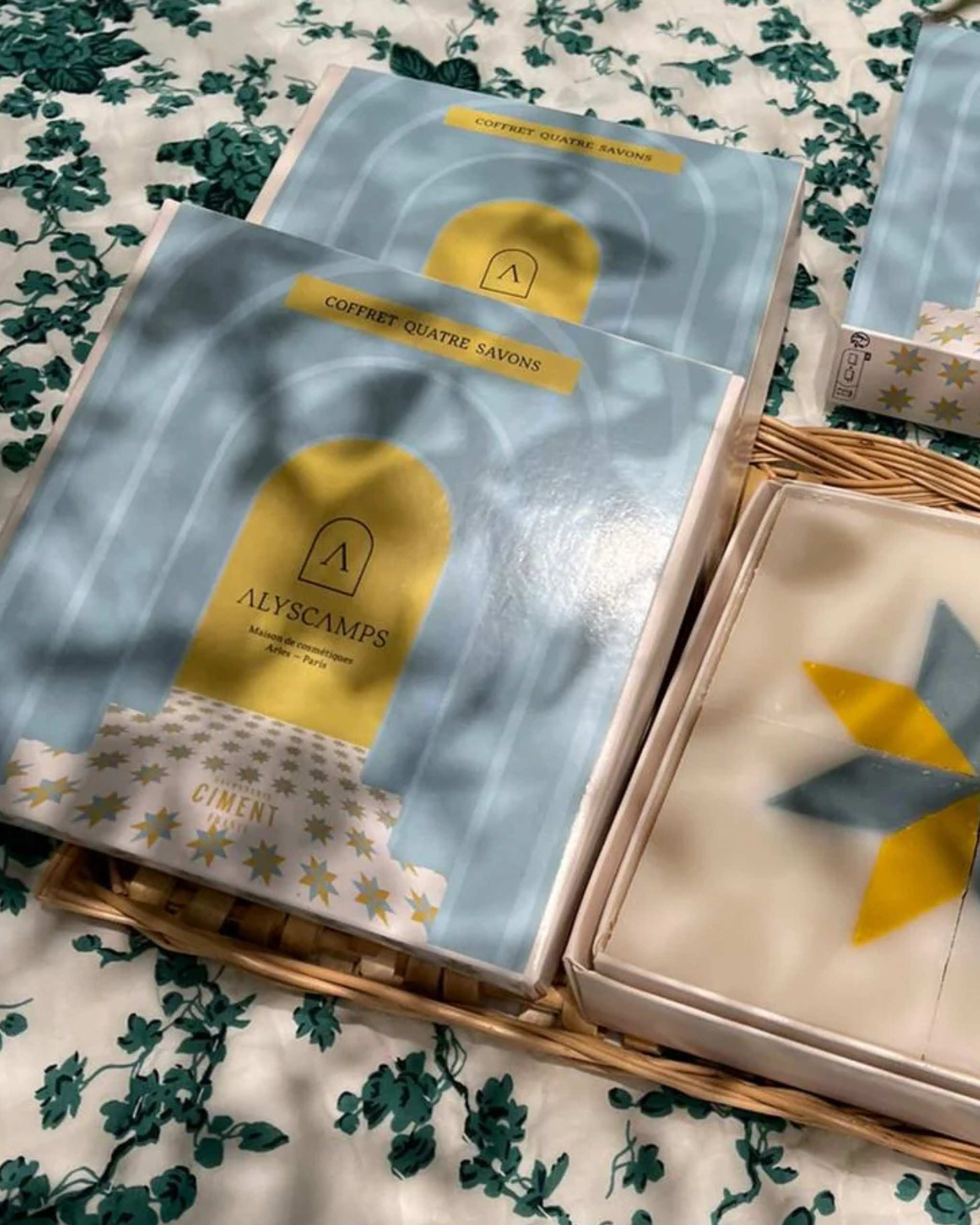 BOX OF FOUR ETOILE D'ARLES SOAPS