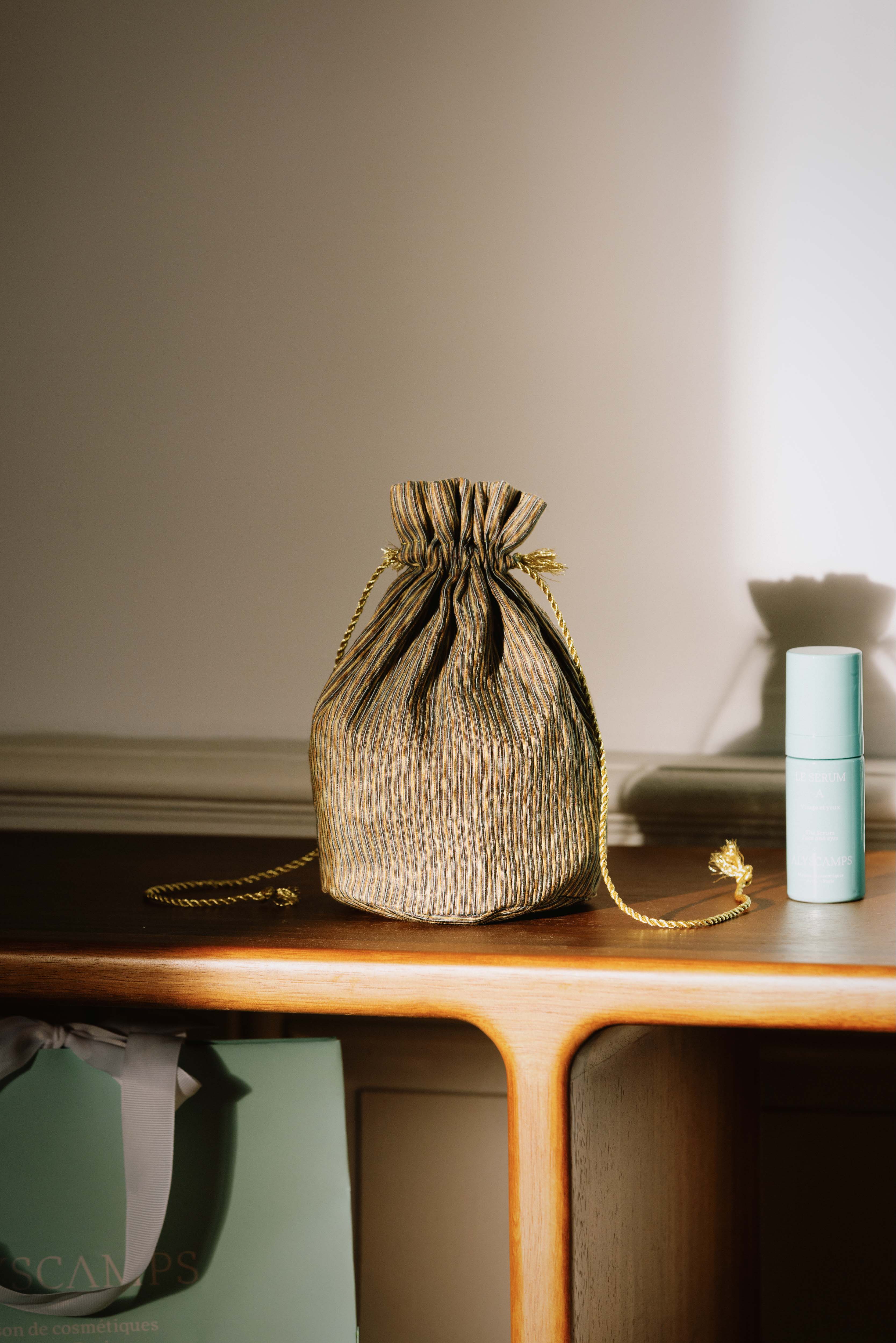 La trousse à rayures